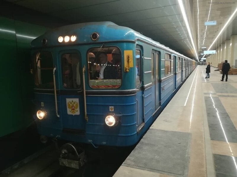 В Москве по новой Некрасовской линии метро прошёл первый поезд