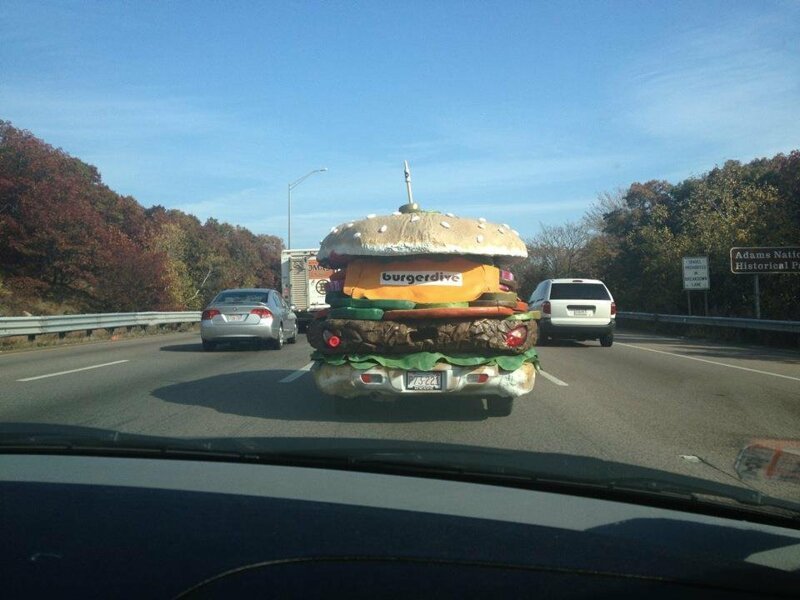 "Сегодня я видел машину-гамбургер"