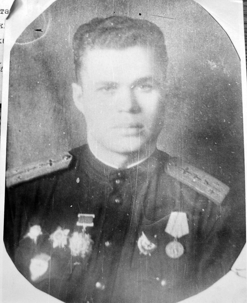 Домников Василий Михайлович 04.11.1918 - 09.04.1945