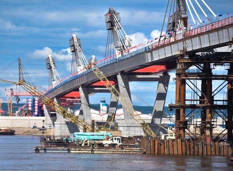 В Благовещенске состыкован российско-китайский мост через Амур