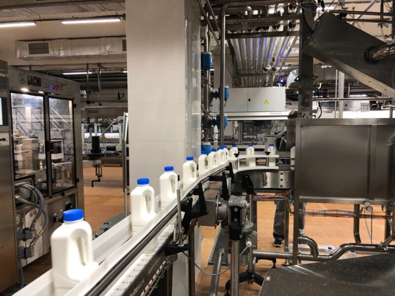 В Московской области запустии две новые линии розлива молочной продукции «Экомилк»