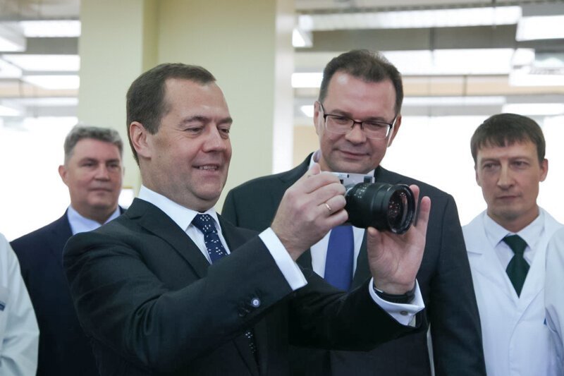 В России стартовали продажи фотоаппарата «Зенит» в новом исполнении