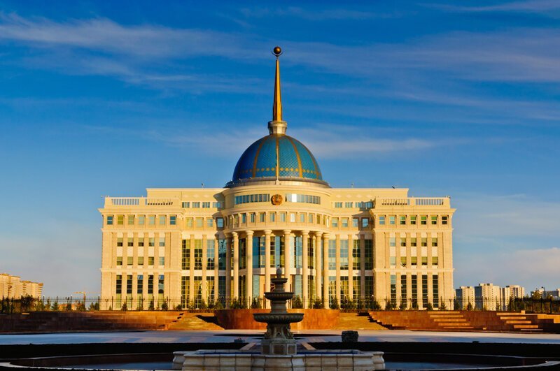 Почему ушел в отставку Назарбаев?
