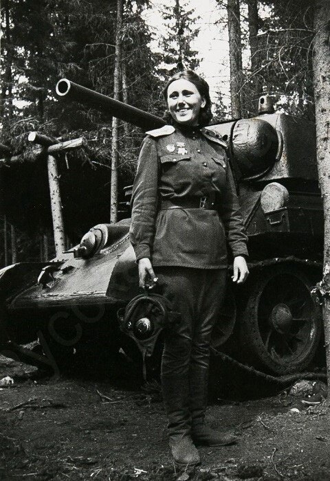 Александра Самусенко стала единственной в мире женщиной-командиром танкового батальона во времена Второй мировой войны
