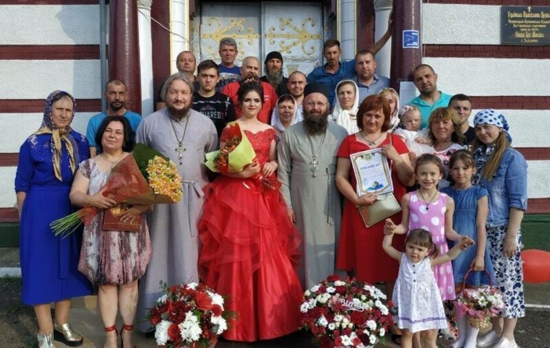 Украинку не пустили на "выпускной" из-за "неправильной веры"