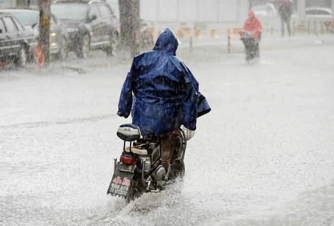 Знаменитые китайские дороги поплыли из-за сильных дождей