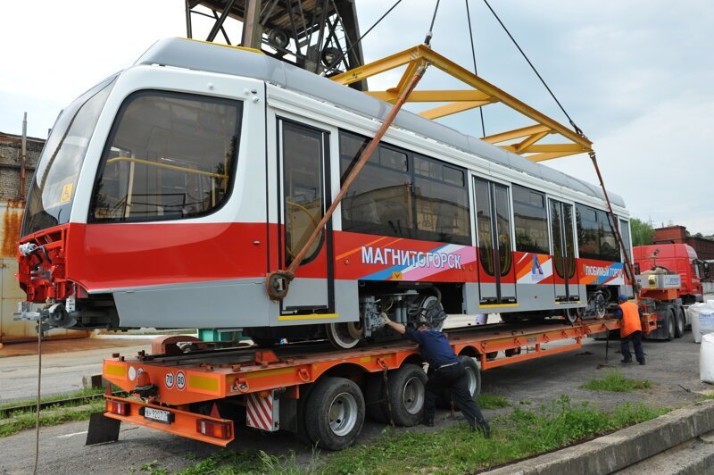 УКВЗ отправил первые трамваи в Магнитогорск