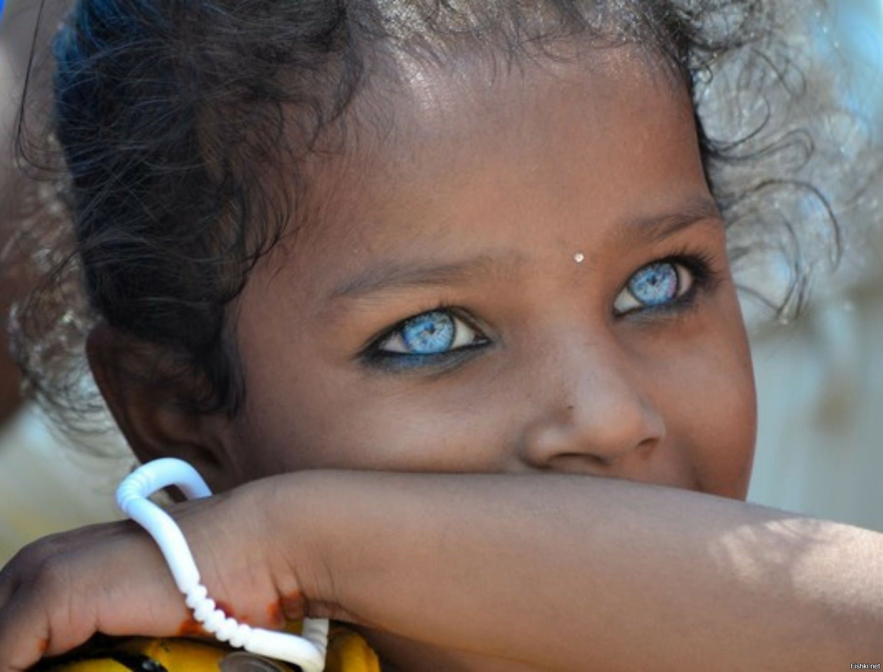 Дети с очень красивыми глазами