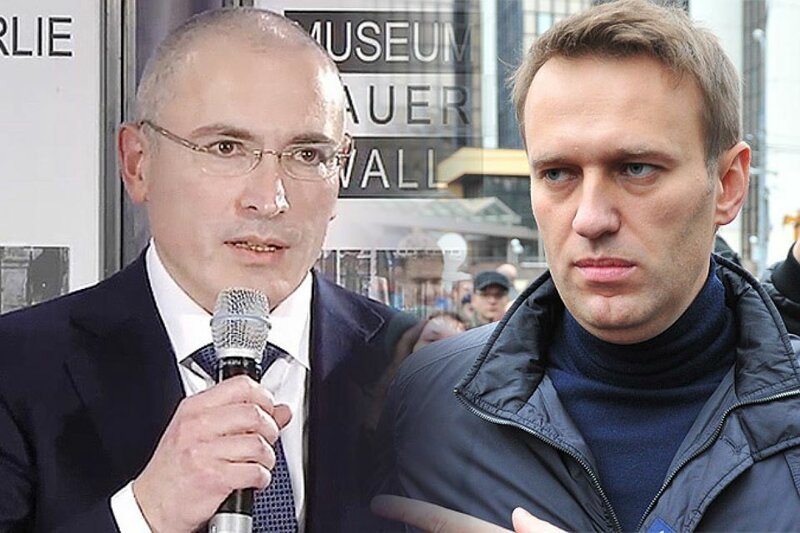 И это далеко не все. Навального обвиняли и в воровстве контента у Ходорковского. Заклятые друзья не могут договориться и о совместных действиях во время избирательных кампаний. 