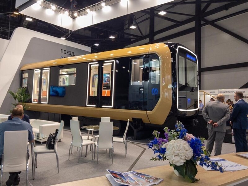 Новый поезд «Вагон 2020» представили в петербургском «Экспофоруме»