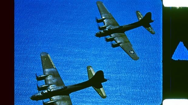 Американские бомбардировщики B-17 "Летающая крепость"