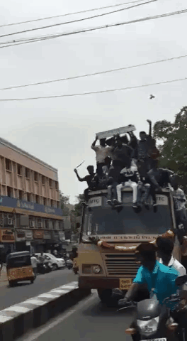 Подборка автомобильных гифок