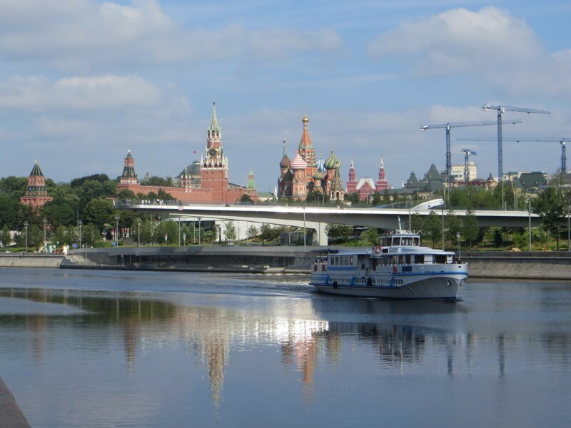 Кораблики на Москве-реке