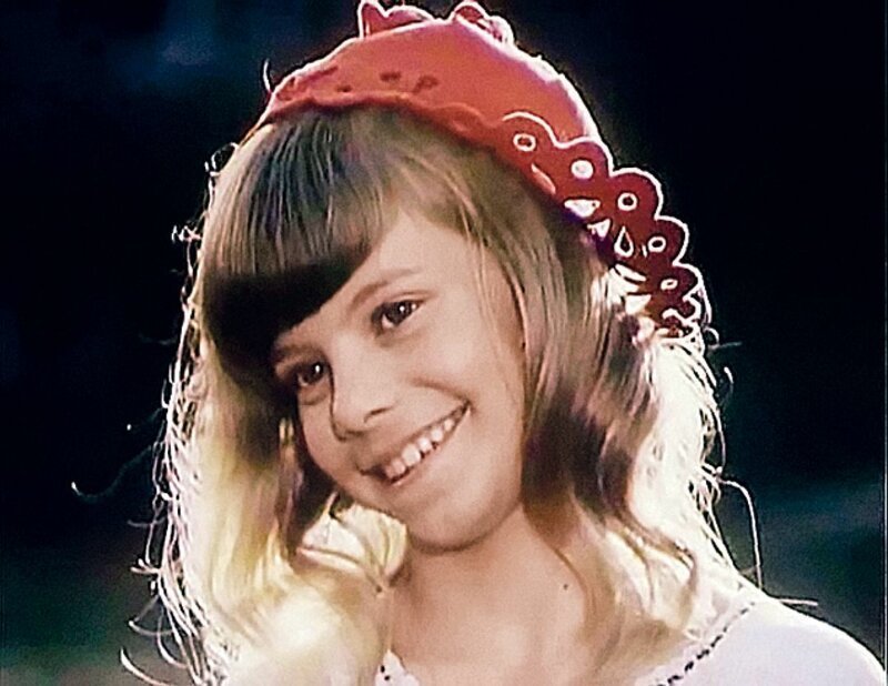 Яна Поплавская, сегодня у неё День рождения (28 июня 1967 года)
