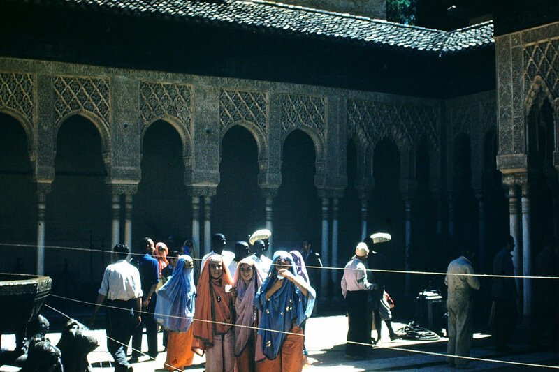 Во дворце Альгамбра