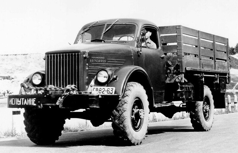 "Плоскоголовый-6": американский мотор, на котором выехали СССР и соцлагерь
