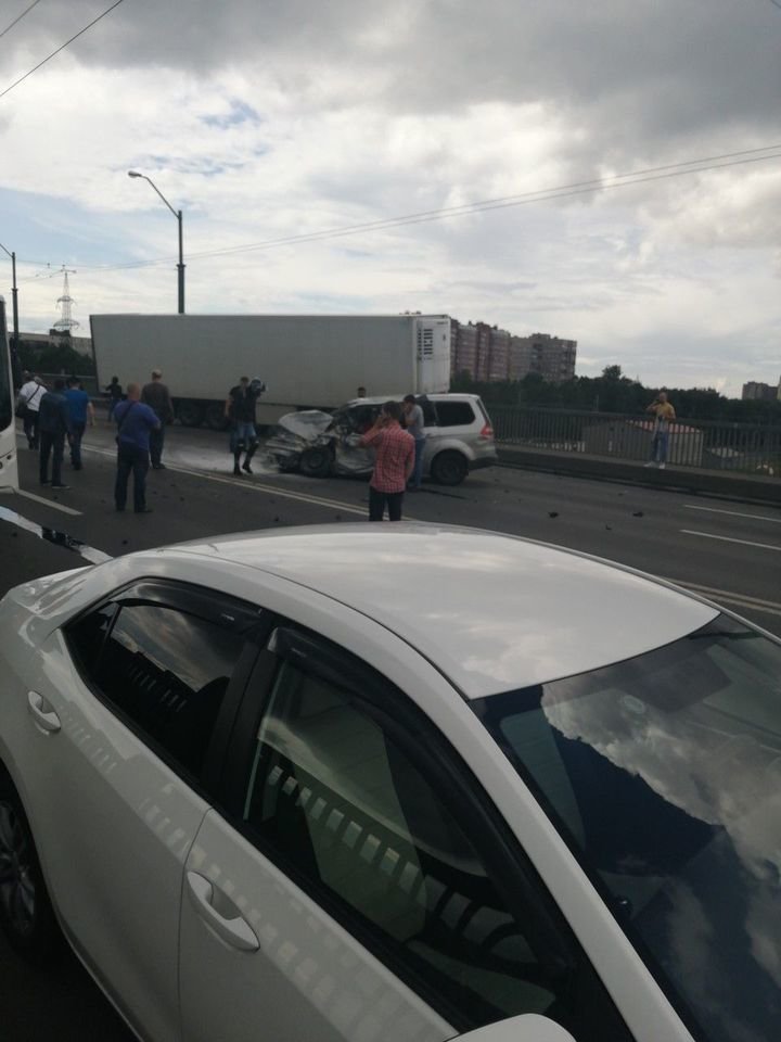 Авария дня. Смертельное ДТП на мосту в Петербурге
