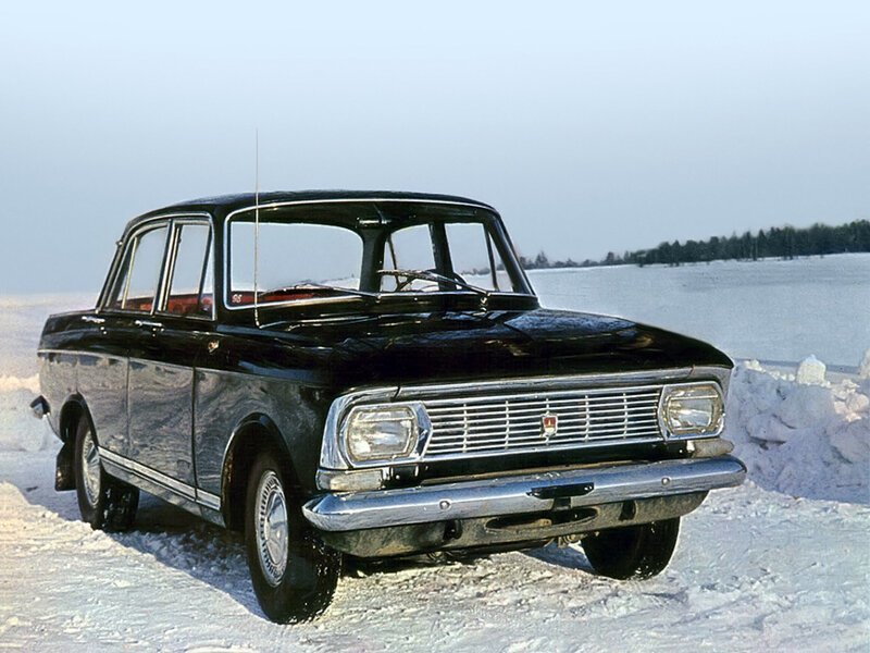 Фотографии СССР на которых запечатлены автомобили и мототехника. Фоторепортаж