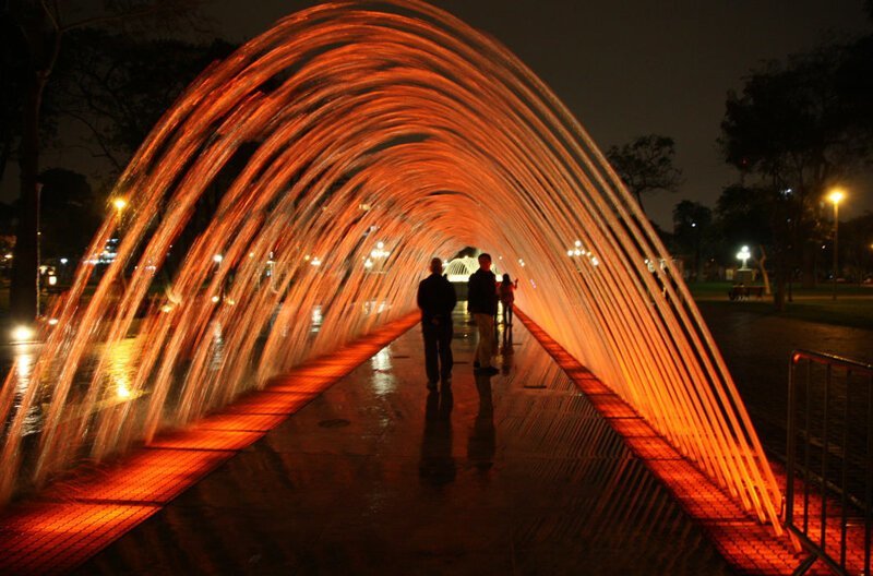 Фонтан «Тоннель сюрпризов», Лима, Перу