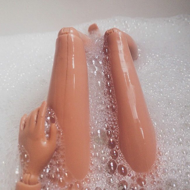 "Принимаю расслабляющую ванну и чувствую неземное блаженство"