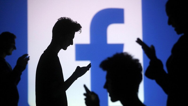 Facebook и фото из профиля: как использует сайт личную информацию пользователей