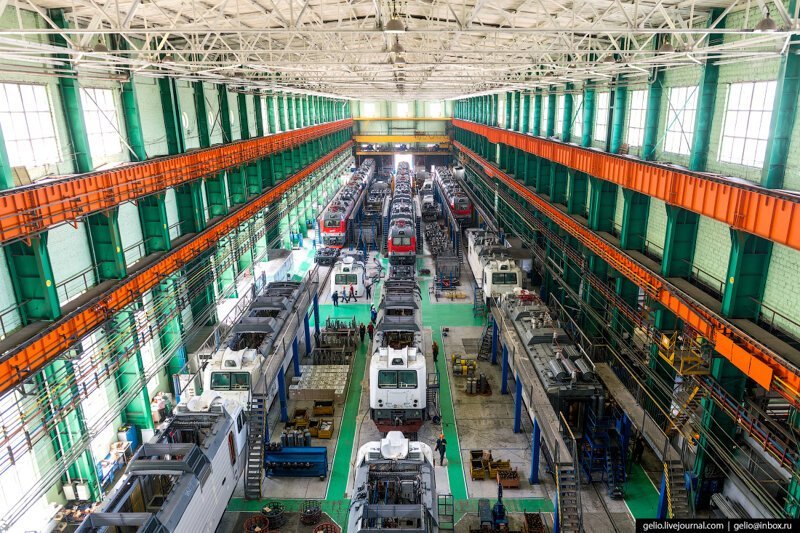 Новочеркасский электровозостроительный завод: производство локомотивов в Ростовской области.