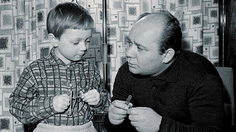 Евгений Леонов с сыном Андреем.