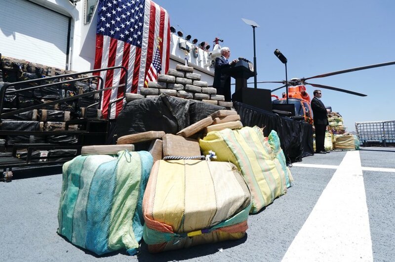 Сотрудники береговой охраны США захватили наркосубмарину с семью тоннами кокаина