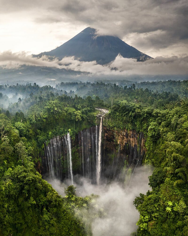 1. Крупнейший водопад Индонезии