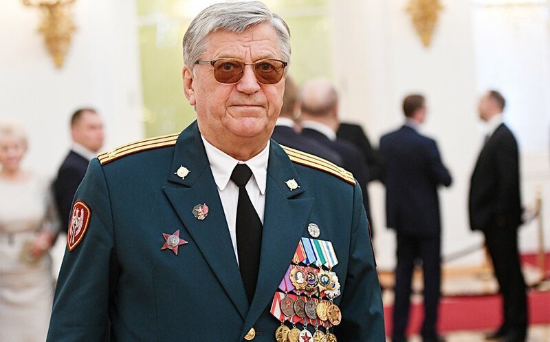 Зачем боксеры идут в депутаты?