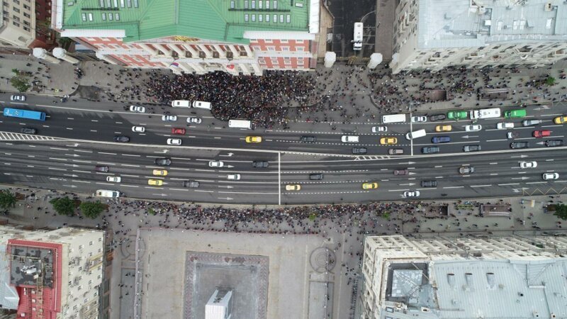 Протесты в Москве: "Мы важнее картошки!"