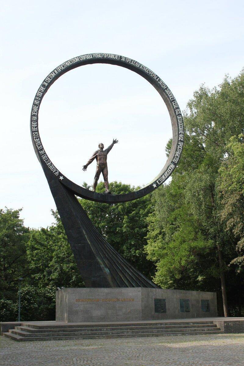 Калининградские памятники и скульптуры