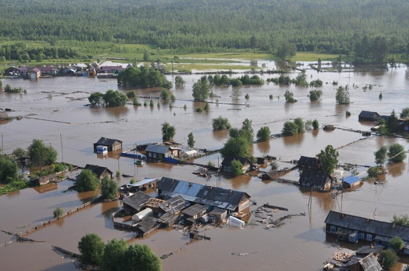 Бизнес-леди из Сибири после потопа раздала людям продуктов на 600 тысяч