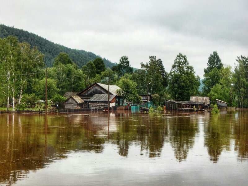 Бизнес-леди из Сибири после потопа раздала людям продуктов на 600 тысяч