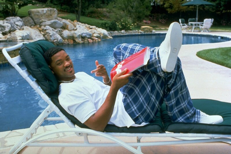 Уилл Смит, отдыхающий возле бассейна, 1996