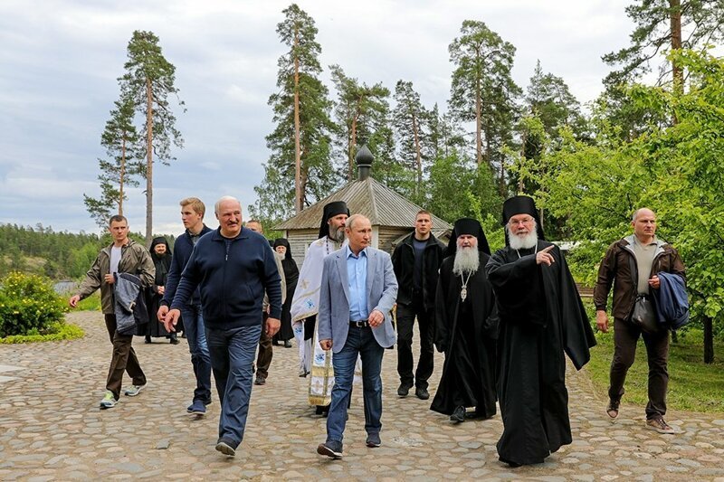 Публику удивил отказ гостя перекреститься