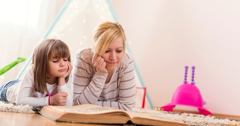 Для чего детям читают сказки?