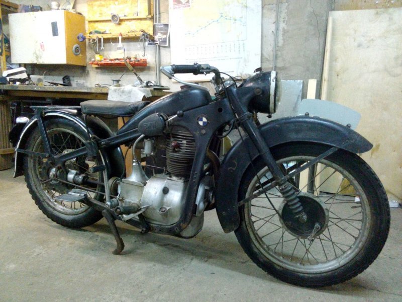 Реставрация немецкого мотоцикла BMW R35 1941 года