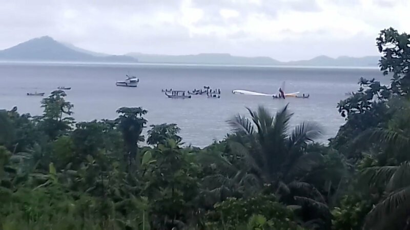 В сети появилось видео жесткой посадки «Боинга» на воду в Микронезии