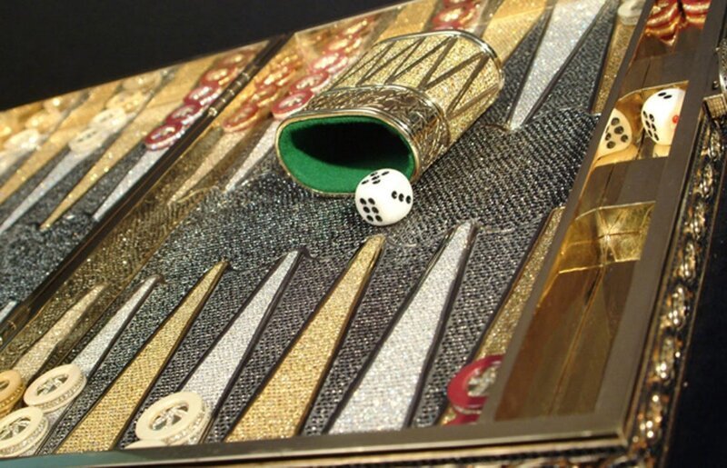 1. Нарды от Чарльза Холландера "Charles Hollander Backgammon set", стоимость - 5 млн долларов (315 млн рублей)