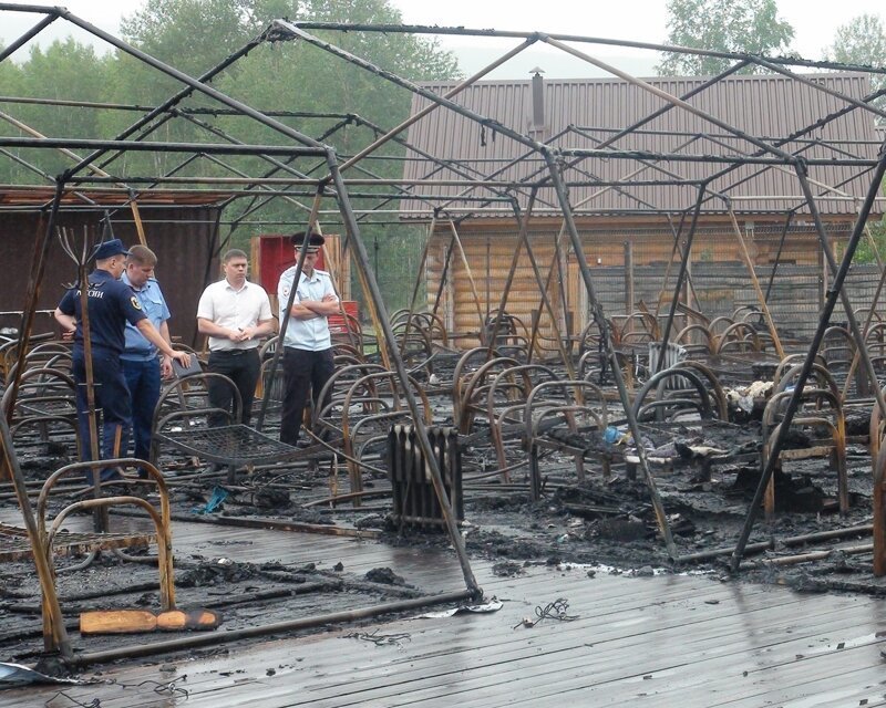 Число погибших при пожаре в детском лагере в Хабаровском крае возросло до четырёх