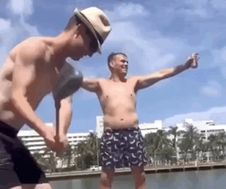 Странные поступки людей