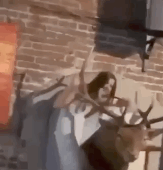 Странные поступки людей