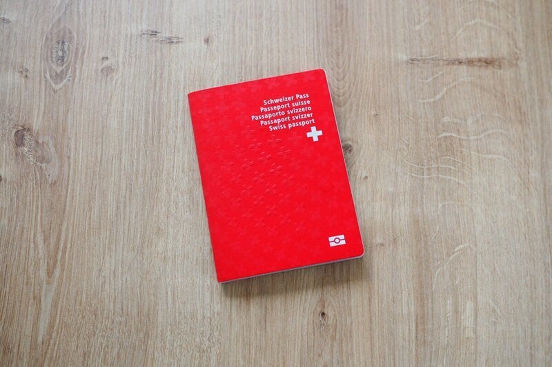 3. Швейцарский паспорт
