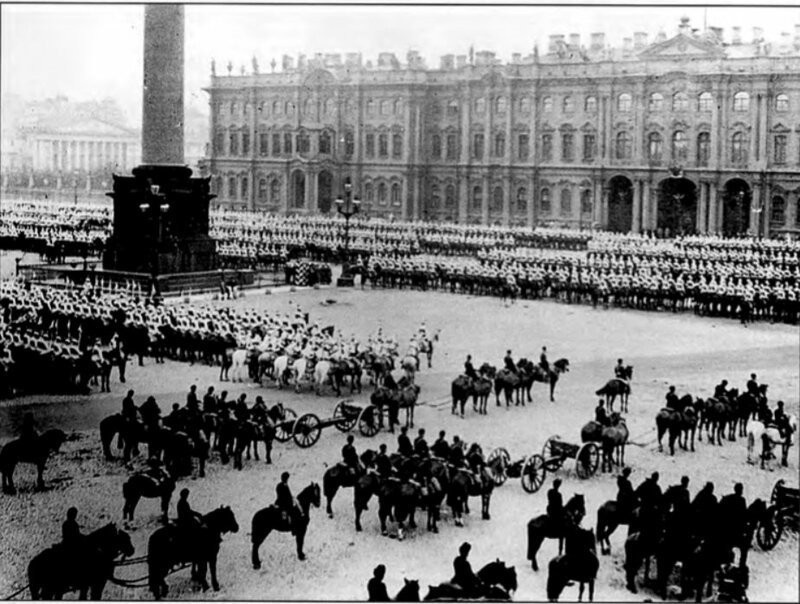 Дворцовая площадь 1917 год