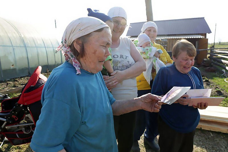 Есть бабушки в русских селеньях