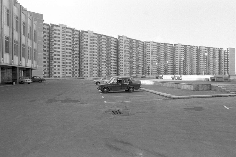 За гостиницей "Салют", Москва, 1982 год