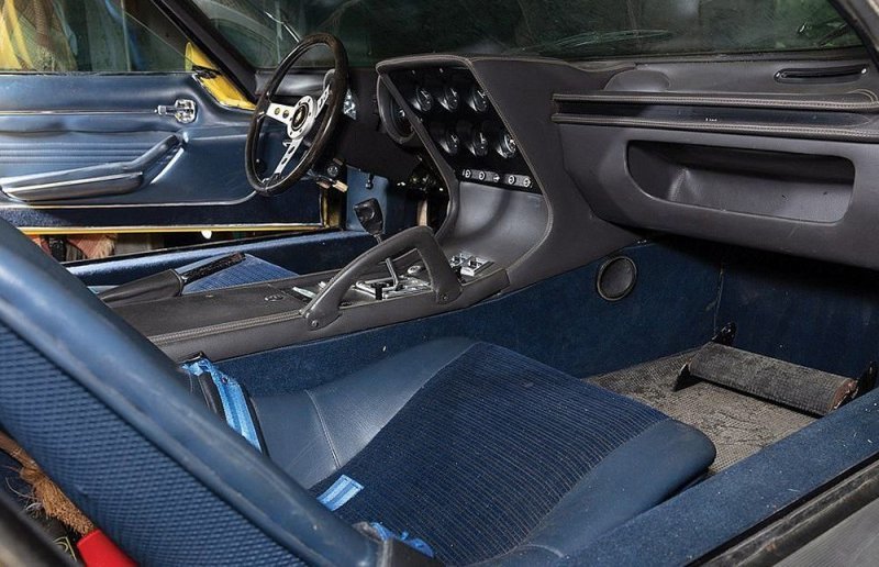 Раритетный Lamborghini Miura, пылившийся в лесном сарайчике, собираются пустить с молотка