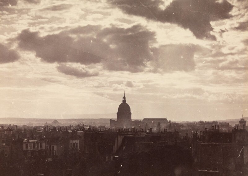 44. Облака над Парижем, 1850