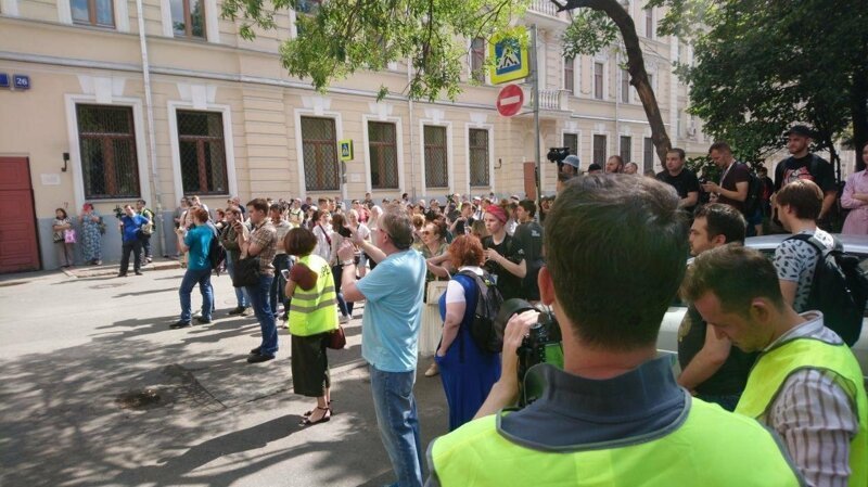 Объявлена благодарность телеканалу "Дождь" от СК РФ